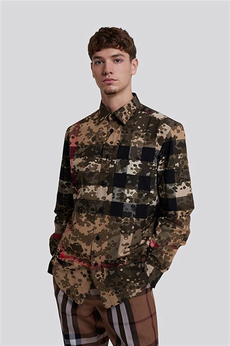 camisa burberry replica|burberry camouflage shirt.